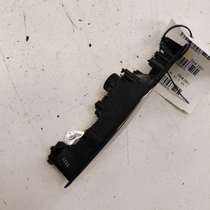 Buick Encore GX Door Handle Right Passenger Front Interior Inside 2020