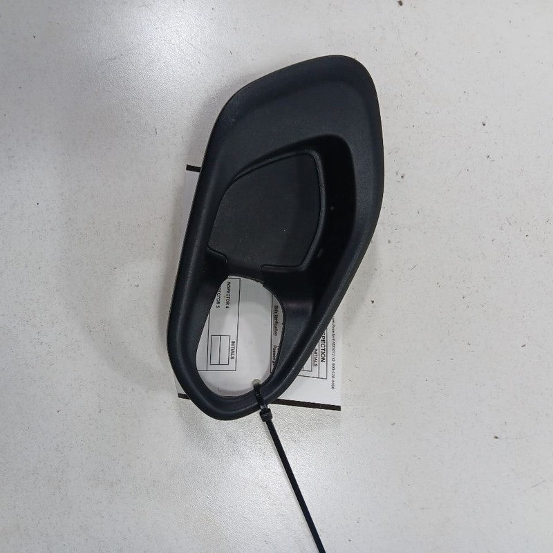 Jeep Cherokee Interior Door Handle Bezel Surround Trip Right Passenger