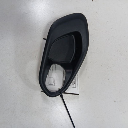 Jeep Cherokee Interior Door Handle Bezel Surround Trip Right Passenger