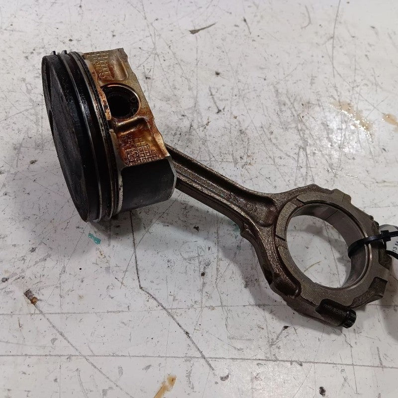Nissan Maxima Single Piston With Connecting Rod  3.5 2014 2013 2012 20