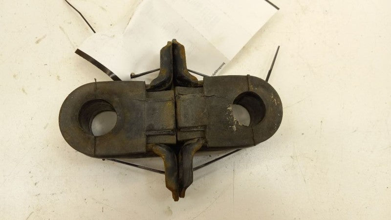 Nissan Sentra Sway Bar Bushing Mounting Bracket 2008 2009 2010 2011 2012