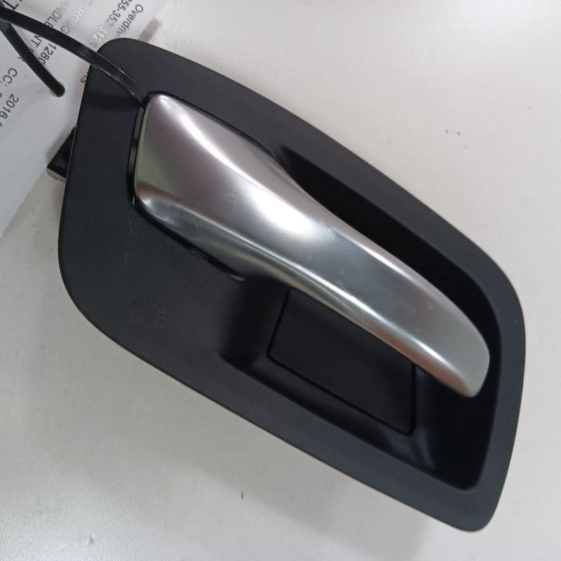 Chrysler 300 Door Handle Right Passenger Rear Interior Inside  2015 20