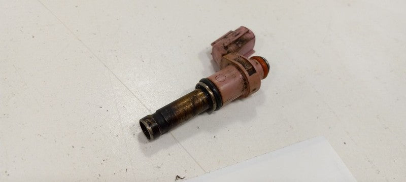 Fuel Injection Parts Fuel Injector Upper Fits 06-17 LEXUS IS350  OEM