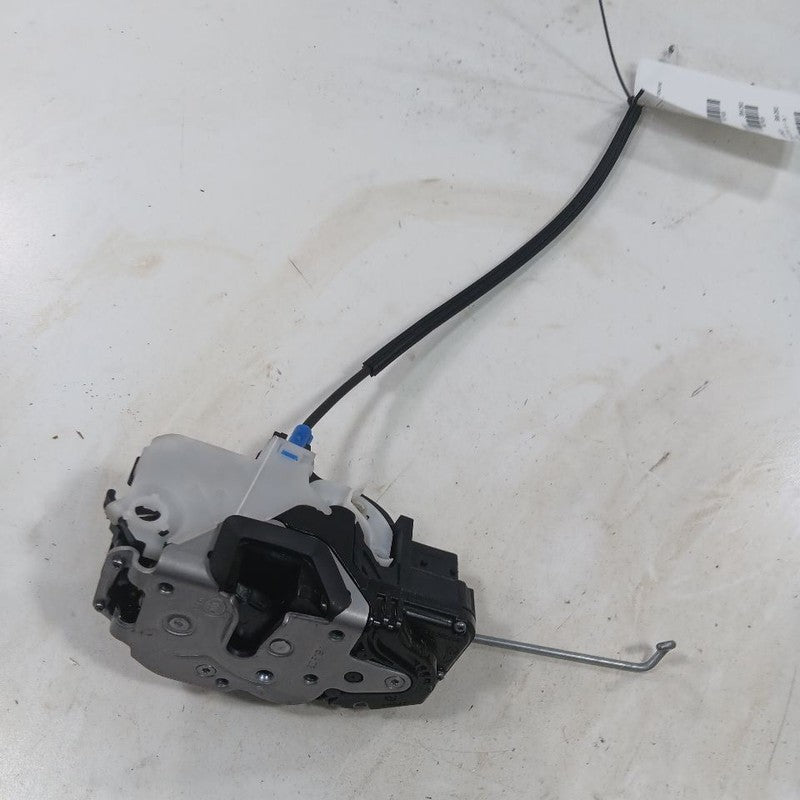 Buick Encore Door Latch Lock Right Passenger Front  2022 2021 2020 2019 2018