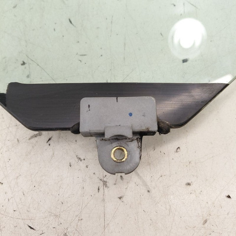 Passenger Right Front Door Glass Window Hatchback Note Fits 17-19 Niss