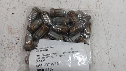 Hyundai Veloster Lug Nut Set  2012 2013 2014 2015  OEM