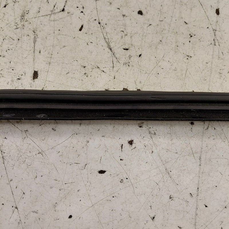 Kia Sportage Right Rear Weather Strip Interior  2020 2021 2022