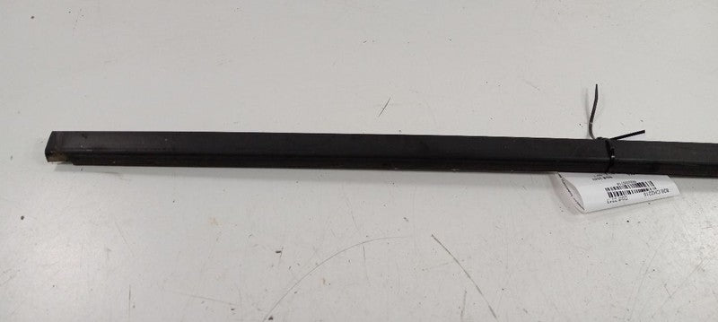 Dodge Journey Door Glass Window Weather Strip Trim Front Right Passeng