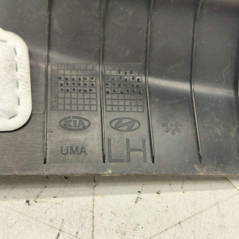 Kia Sorento Kick Panel Trim Left Driver  2018 2017 2016
