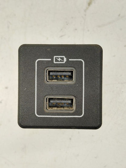 Nissan Maxima USB Plug In Hub Port  2018 2017 2016 OEM