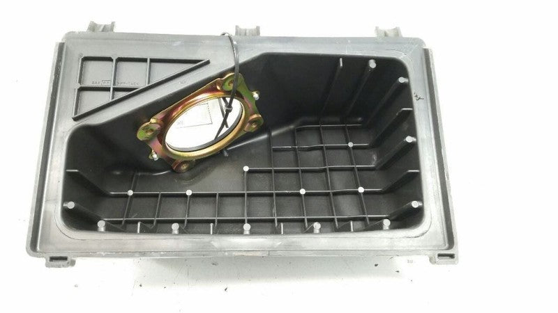 Nissan Quest Air Cleaner 3.5L 6 Cylinder Fits 2004-2009 OEM