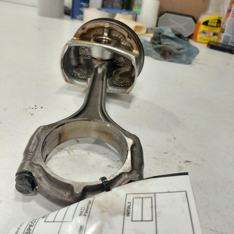 Chrysler 300 Single Piston With Connecting Rod   3.6 2017 2018 2019 OE
