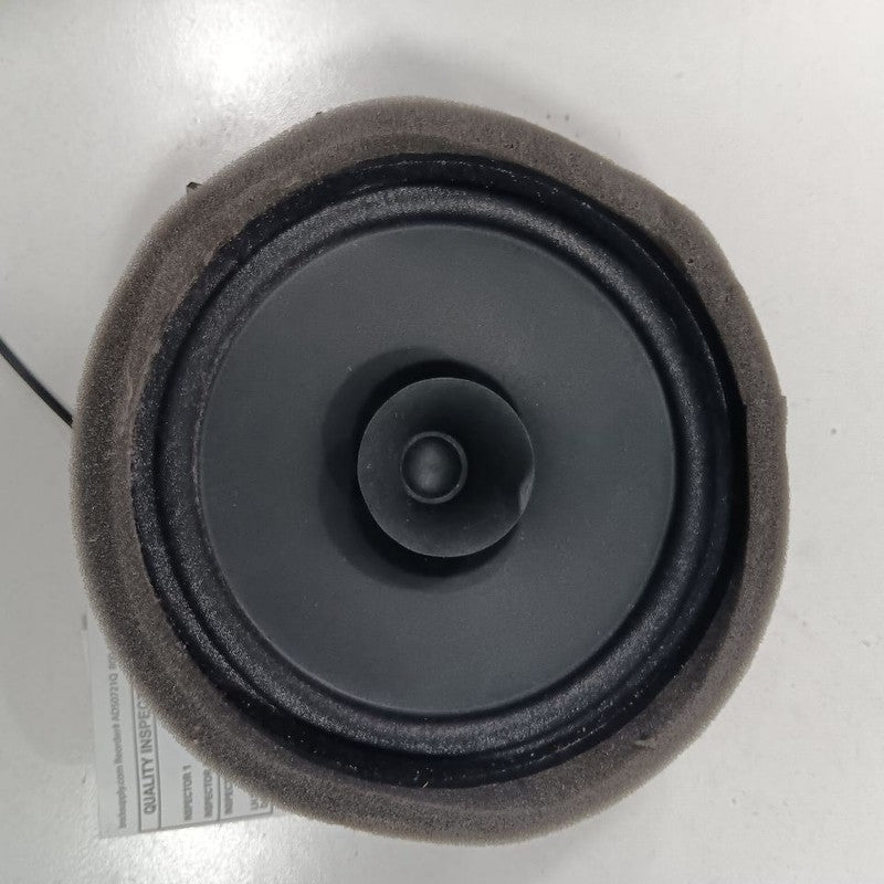 Mitsubishi Outlander Speaker Right Passenger Rear  2020 2021 2022 2023