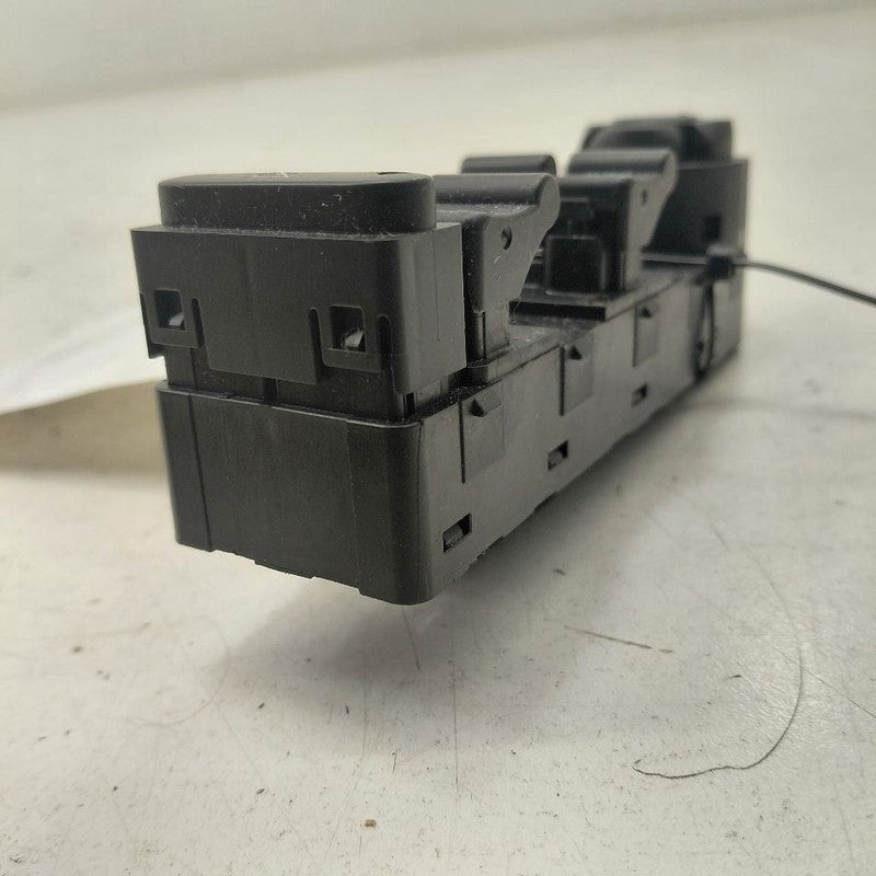 2018 Fiat 500 X Model Driver's Front Door Master Switch