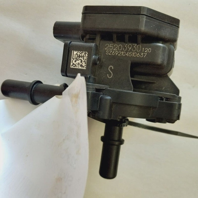 Chevy Trax Electric Fuel Pump {25203930} 1.4 2022 2021