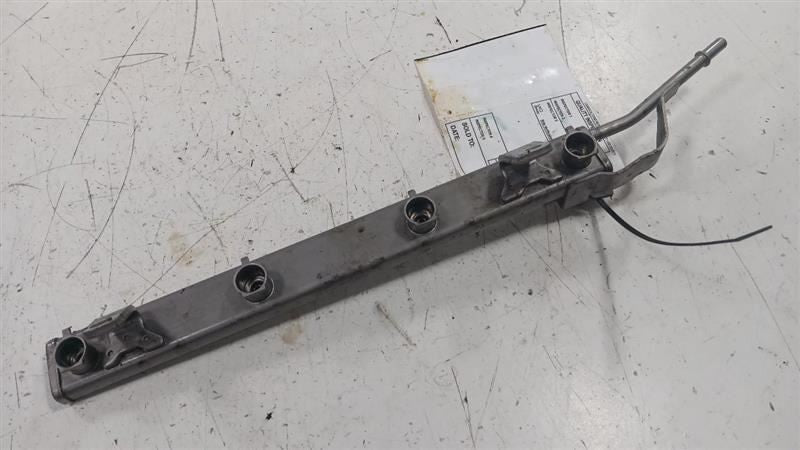 Nissan Rogue Fuel Rail Injection Injector Mount Bar  2014 2015 2016 20