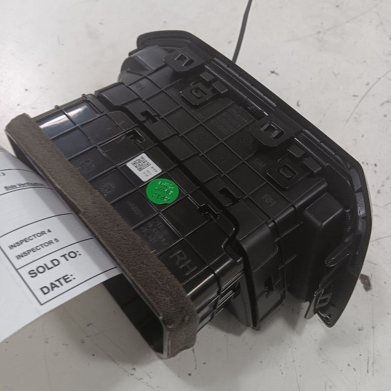Chevy Trailblazer Dash Air Vent Right Passenger  2021 2022 2023 2024 2