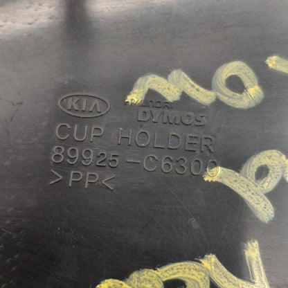 Kia Sorento Rear Second Row Cup Holder  2018 2017 2016