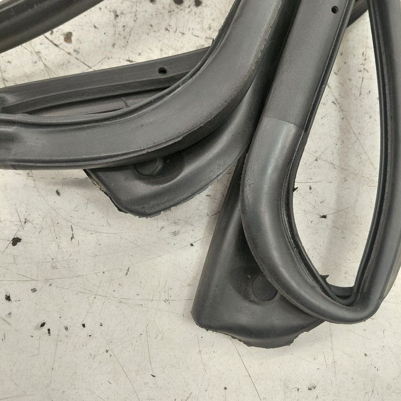 Nissan Versa On Door Seal Rubber Right Passenger Rear Back  2019 2018 