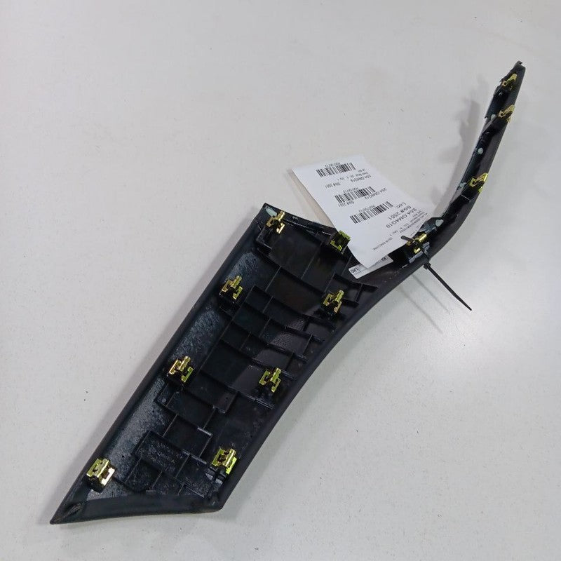 Buick Encore Passenger Right Side Dash Bezel Trim 2019 2018 2017