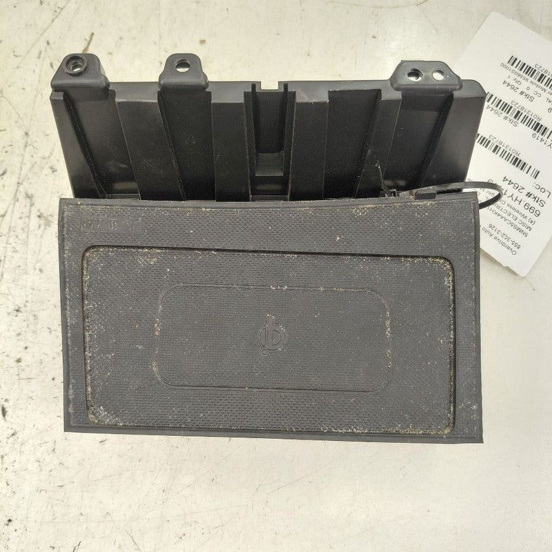 Hyundai Santa Fe Wireless Charger Module {95560S1000} 2019 2020
