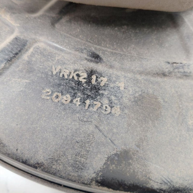 Passenger Right Rear Knuckle Stub Bearing Hub Brake Opt J64 13-16 Cadi