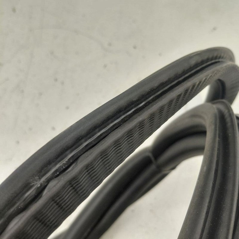 2018 Fiat 500 X Model On Body Door Jamb Seal Gasket Front Left Driver