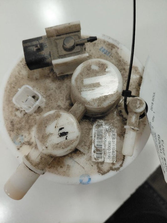 Gas Fuel Pump Assembly Tank Mounted 1.6L VIN 2 Fits 17-19 Kia Soul OEM