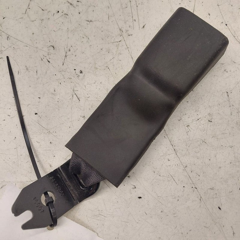 Chevy Volt Seat Belt Buckle Latch Right Passenger Rear Back  2016 2017