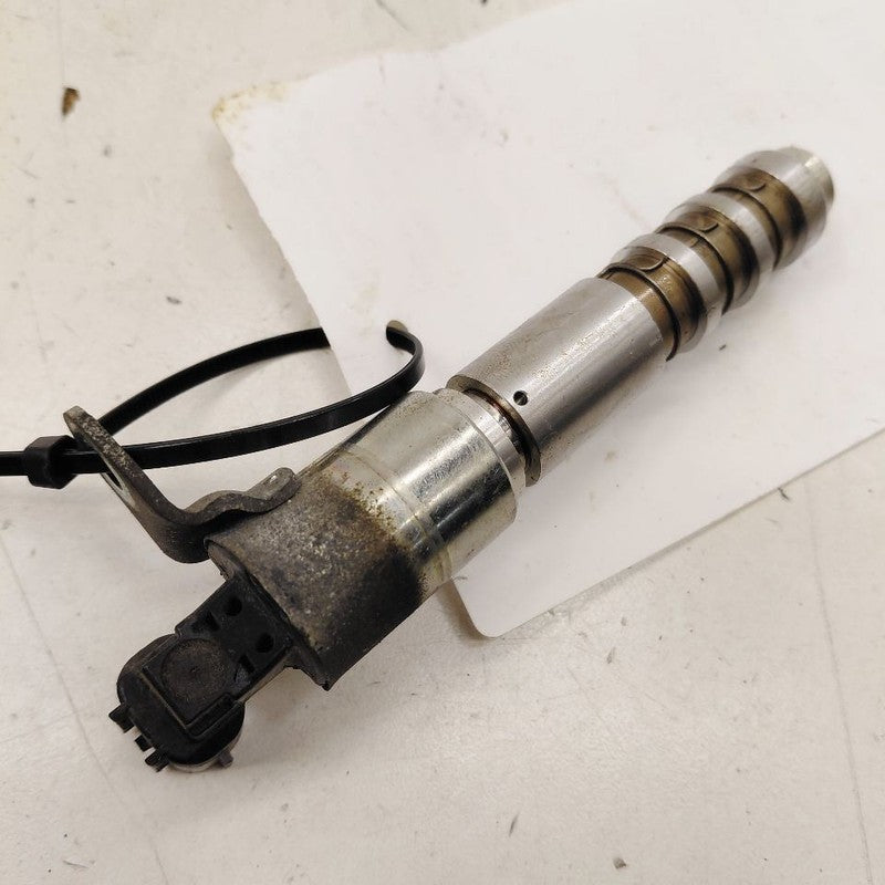 Cadillac XTS Variable Timing Gear Oil Control Valve Solenoid Cylinder 