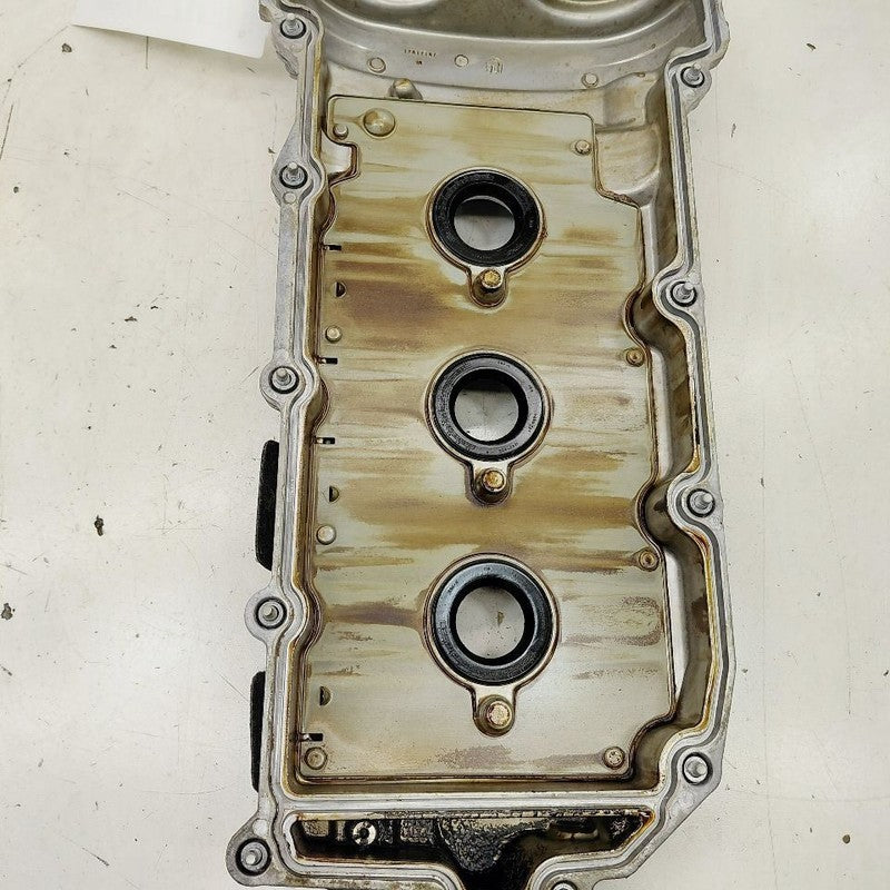 Cadillac XTS Passenger Right Side Engine Cylinder Head Valve Cover  20