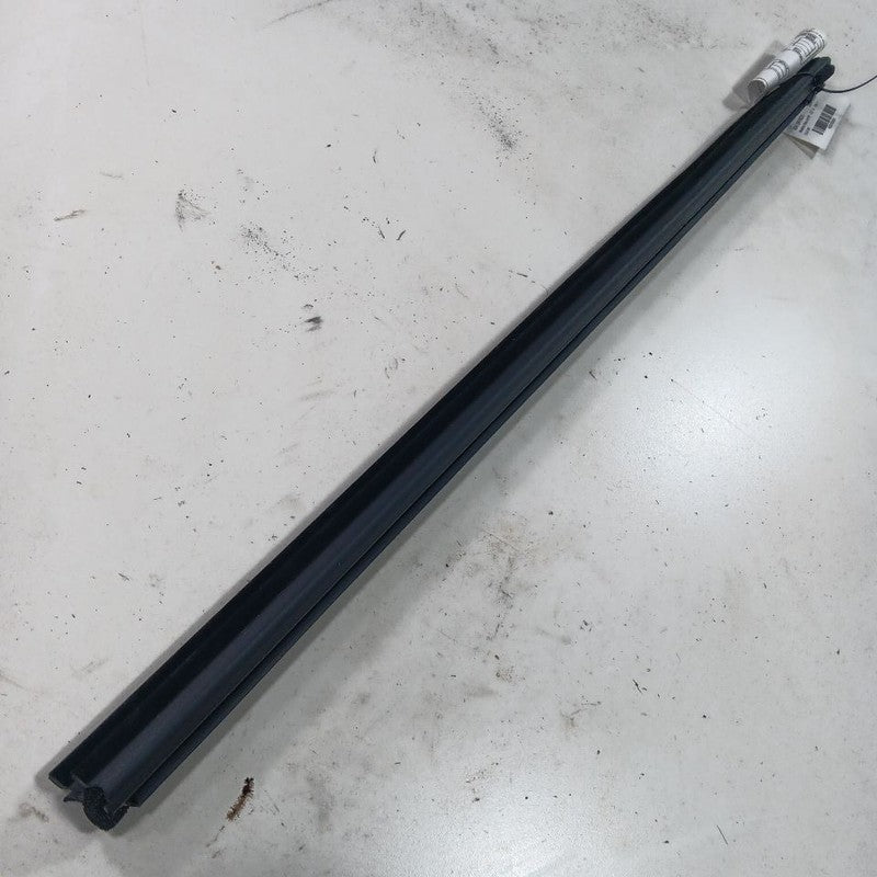 Nissan Altima Right Front Weather Strip Interior 2023 2022 2021 2020 2