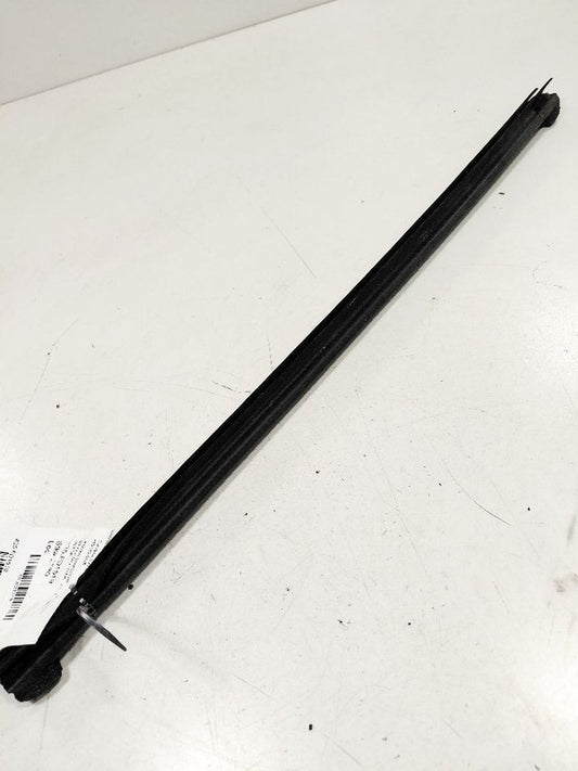 Ford Edge Right Rear Weather Strip Interior  2019 2020 2021 2022 2023 