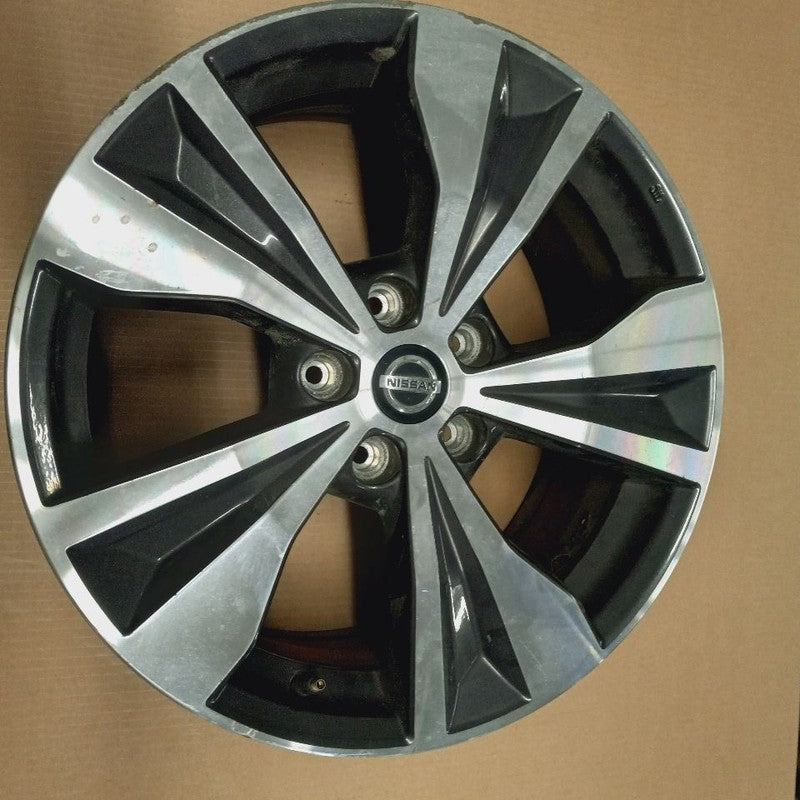 Wheel 18x7-1/2 Aluminum Alloy Rim V Spoke Fits 19-24 Nissan Murano