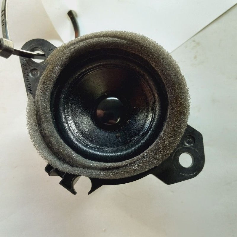 Mazda 3 Rear Center Speaker {BDGH66B60} 2023 2022 2021