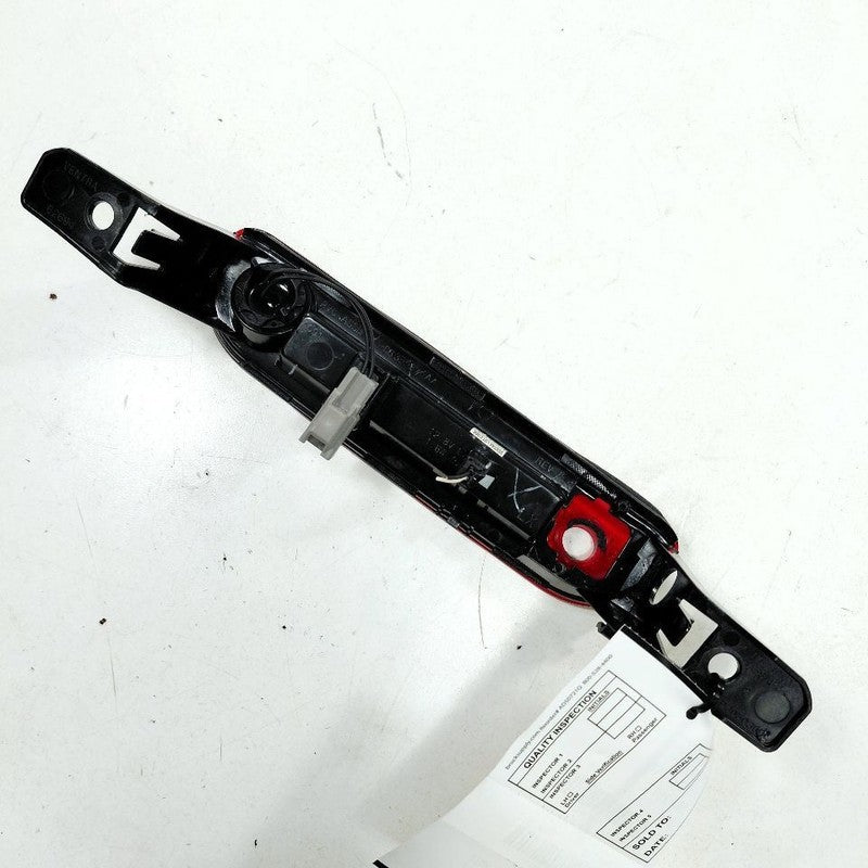 Chrysler 300 High Mount Tail Lamp Third 3rd Brake Light  2017 2018 201
