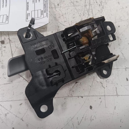 Hyundai Elantra Door Handle Right Passenger Front Interior Inside  2017 2018 201