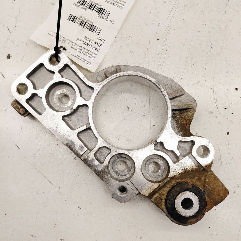 Chevy Trailblazer Transfer Case Rear Engine Mount Bracket  2023 2022 2