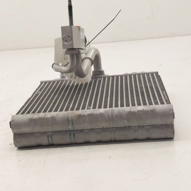 Air Conditioning AC Evaporator Fits 17-19 Chevy Volt
