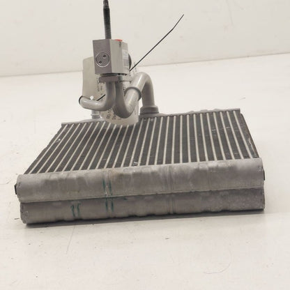 Air Conditioning AC Evaporator Fits 17-19 Chevy Volt