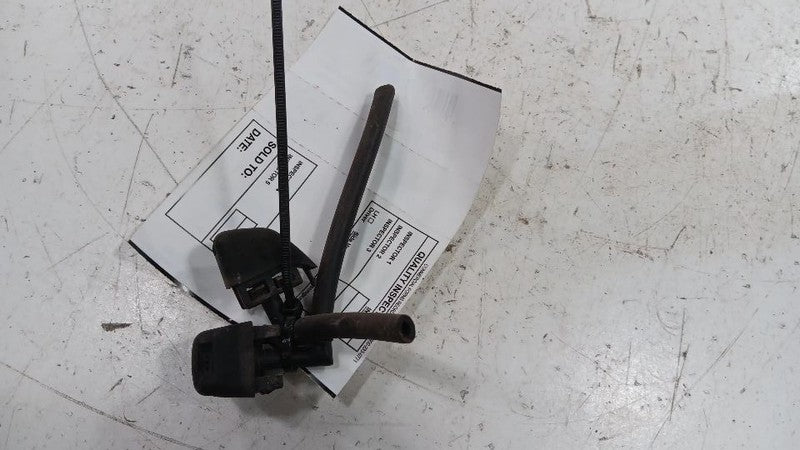 Fiat 500 Windshield Wiper Washer Fluid Hood Sprayer Nozzles  2012 2013