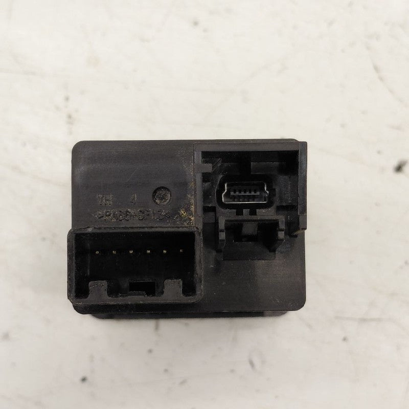 Cadillac CT6 SIM Card Holder {13599465} 2018 2017 2016