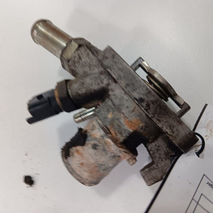 Fiat 500 Thermostat Housing Mount Bracket  2014 2015 2016 OEM