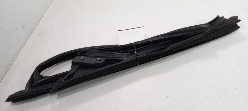 Mini Cooper Paceman Door Glass Window Seal Rubber Left Driver Front 20