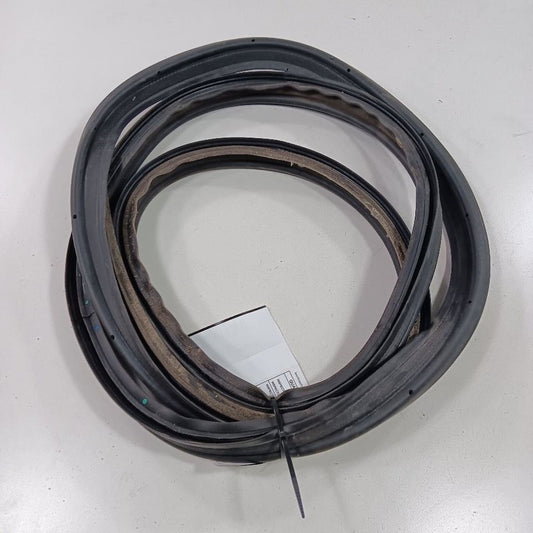 Hyundai Elantra Trunk Lid Hatch Door Rear Back Rubber Seal  2017 2018 2019 2020