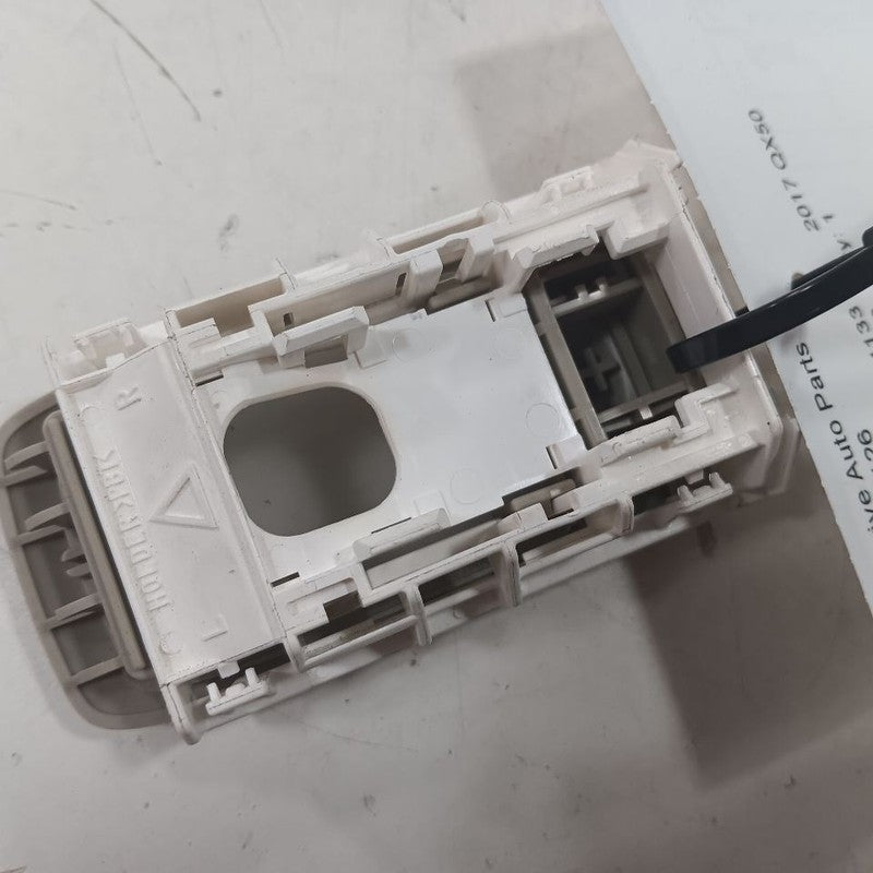 INFINITI QX50 Dome Light Roof Lamp  2017 2016 2015 2014