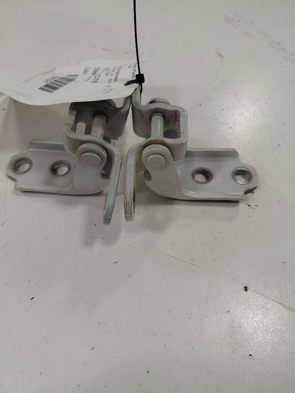 Kia Soul Door Hinge Set Left Front Driver  2017 2018 2019 OEM