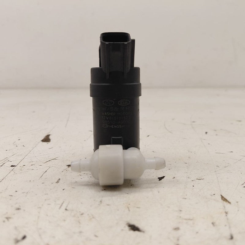 Kia Sorento Windshield Washer Wash Fluid Reservoir Motor Pump Electric