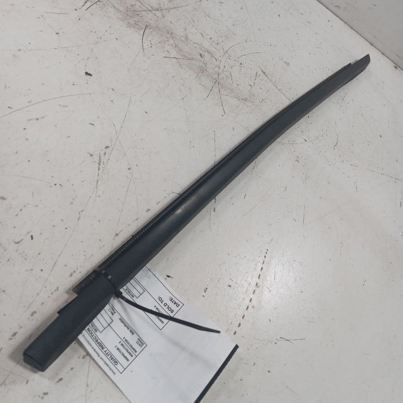 Ford Focus Window Weather Strip Trim Rear Right Passenger Side Back 20