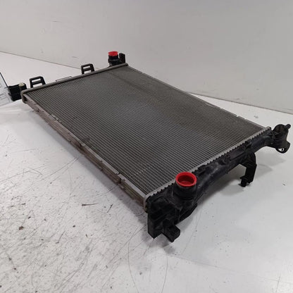 Radiator 4 Door L Model Fits 14-19 FIAT 500 1.4 OEM